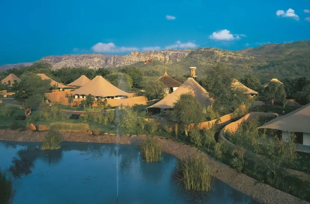 The Oberoi Vanyavilas Wildlife Resort